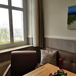 Residenz Seeblick, 10 Mit Balkon Und Ostseeblick * Sellin (Rugen)
