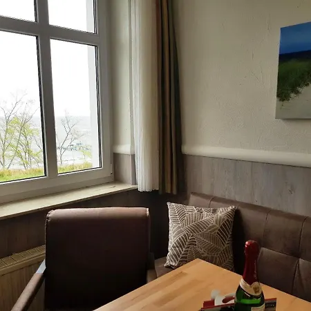 Residenz Seeblick, 10 Mit Balkon Und Ostseeblick * Sellin