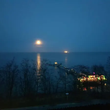 Residenz Seeblick, 10 Mit Balkon Und Ostseeblick Apartman